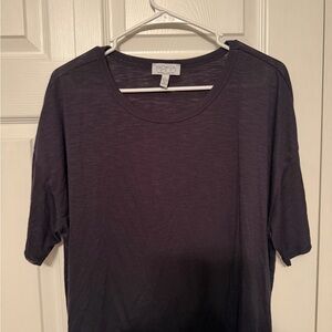 sofia by sofia vergara Short Sleeve Crewneck Tee in Dark Blue